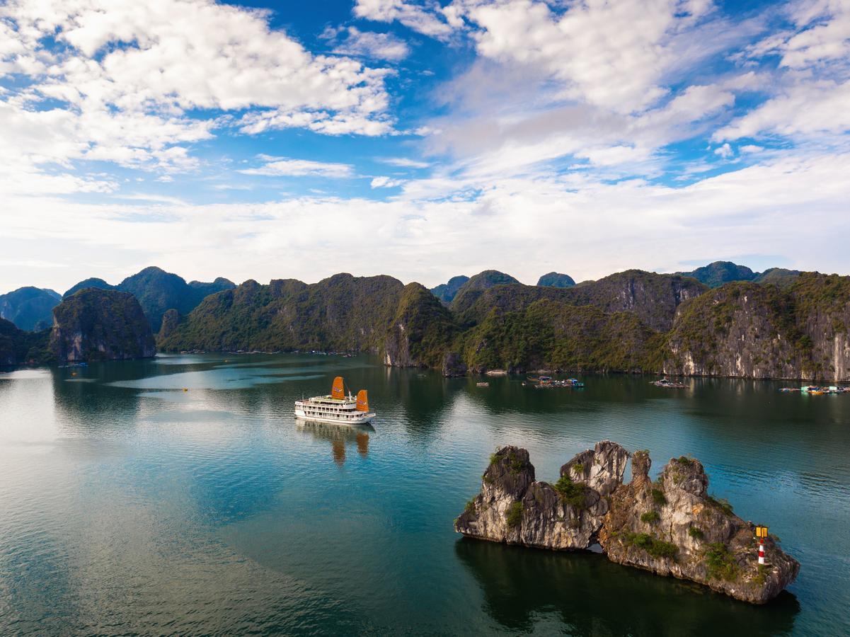 Unicharm Cruise Hotel Hạ Long-öböl Kültér fotó