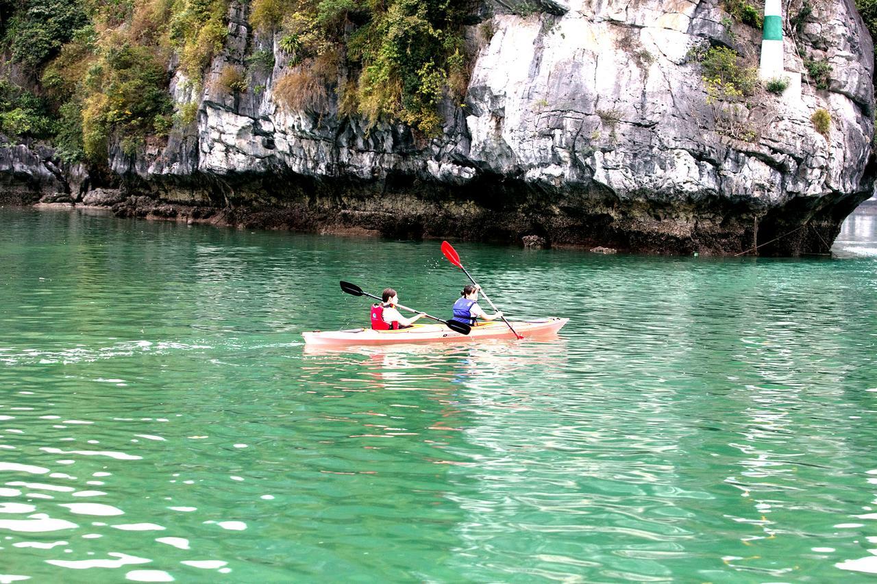 Unicharm Cruise Hotel Hạ Long-öböl Kültér fotó